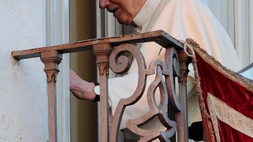 Con Ratzinger si è chiusa un’era. Il suo «senso» di Dio è stato unico