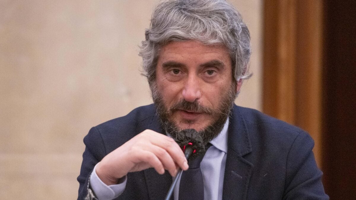 Federico Palmaroli (Osho): «I più ridicoli? I virologi in politica»