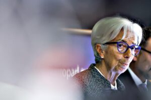 Per la Bce la recessione fa bene all’ambiente