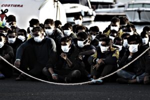 Ora che c’è Giorgia la sinistra lo ammette. Gli sbarchi sono un grosso problema