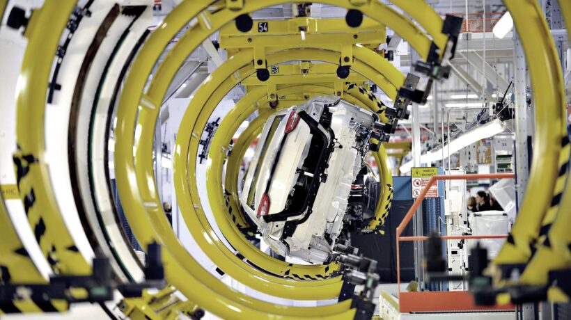 Produzione industriale ancora giù. Il pericolo recessione è più vicino