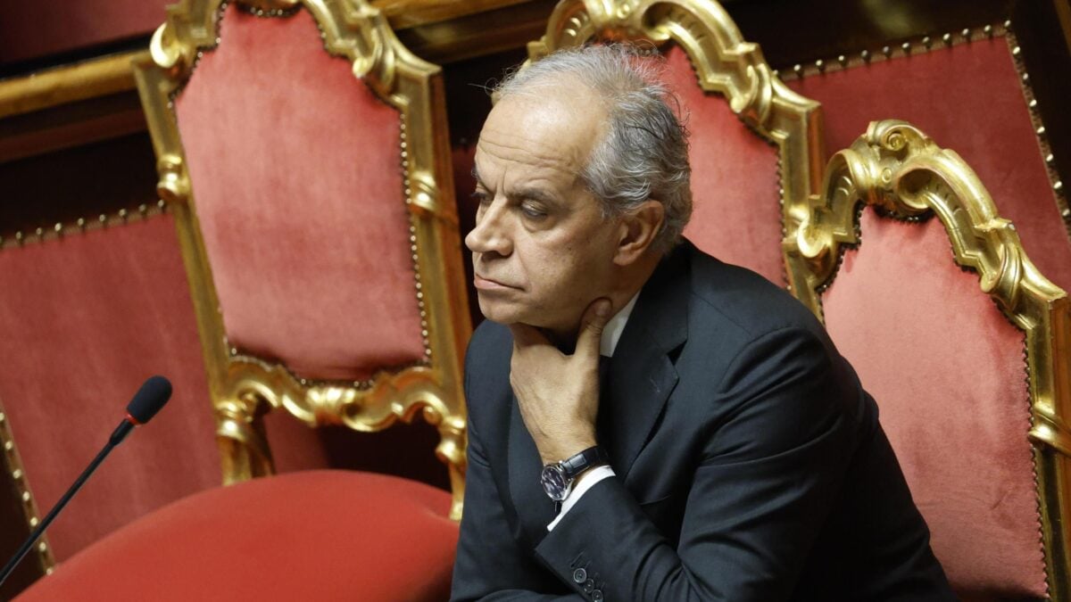 Il Viminale vieta 2 mesi di trasferte ai tifosi della Roma e del Napoli