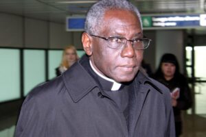 Robert Sarah: «Se non parla di Dio la Chiesa è finita»