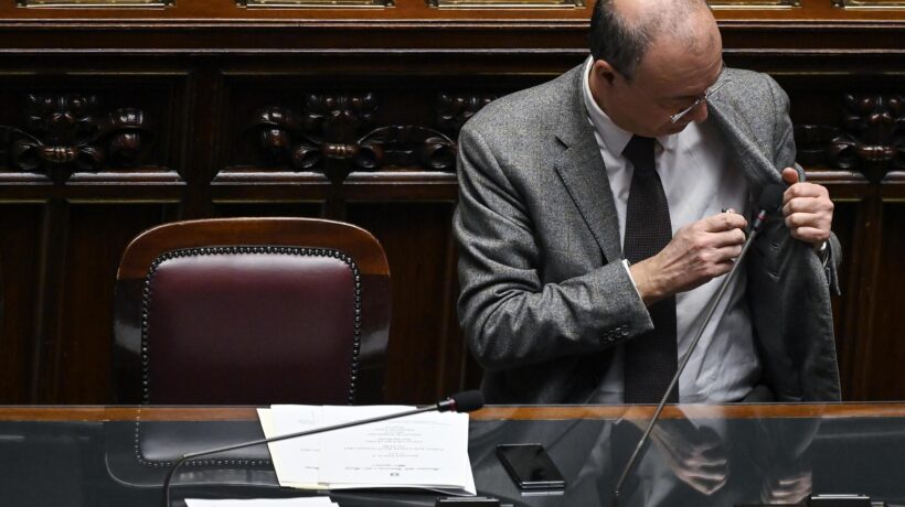 Ipocrisia dem sulle discriminazioni a scuola
