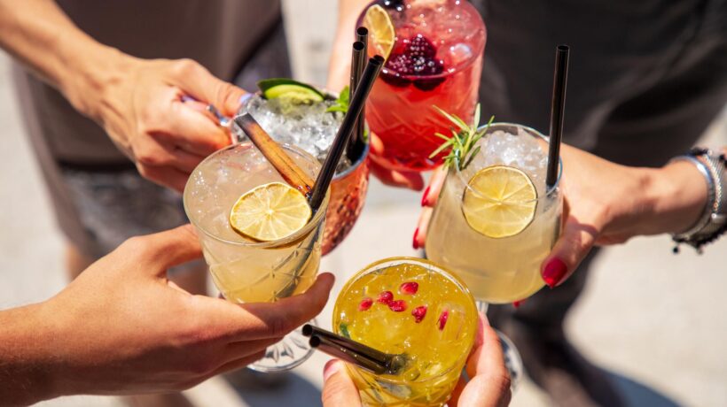Distillati a zero gradi. I grandi cocktail adesso vanno bene anche per gli astemi