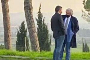 Renzi s’agita ma non dice cos’ha fatto con lo 007