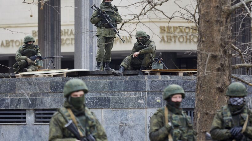 Zelensky rivendica la Crimea e intanto silura un altro generale