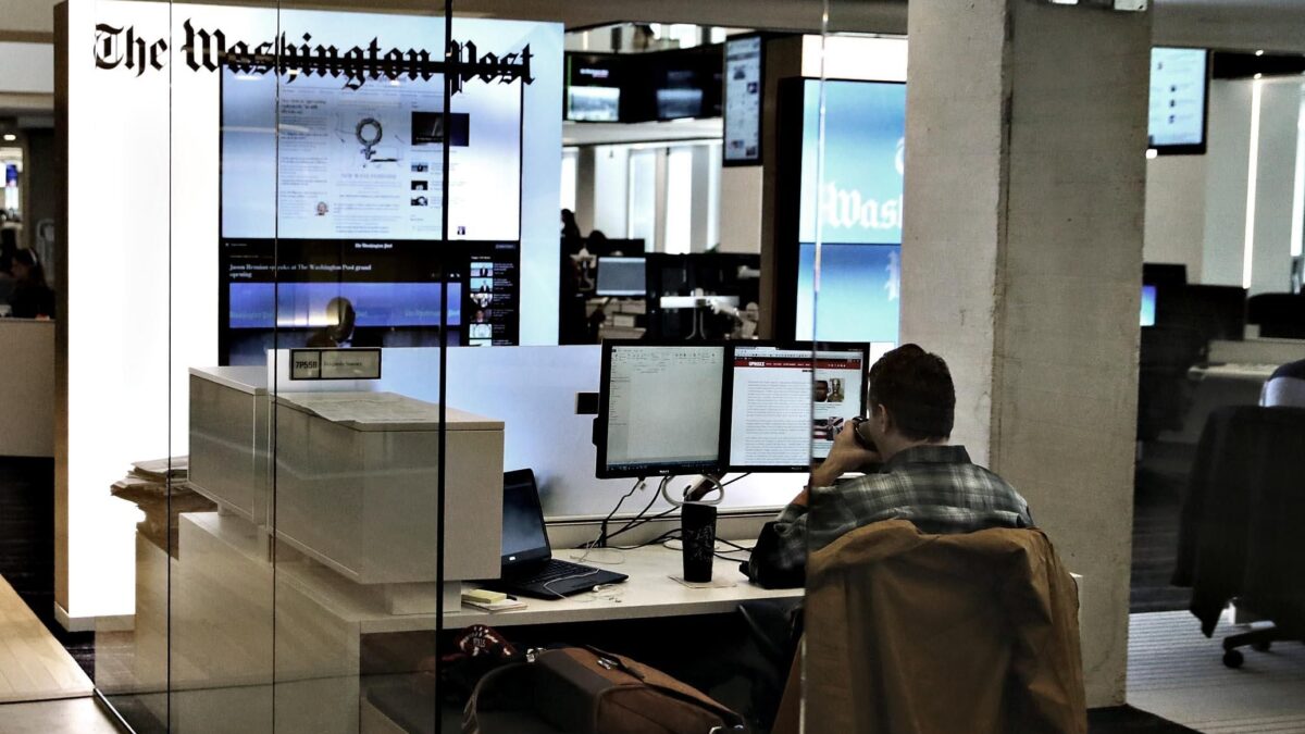 La realtà non garba alle minoranze. Il «Washington Post» la abolisce