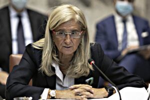 Tratta con lo Stato e intanto la Morselli paga per cancellare le notizie sui debiti