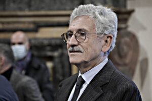 La faida a sinistra su D’Alema frena la commissione Covid
