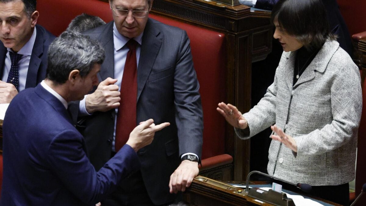 Sapevano di favorire il terrorista: i deputati del Pd devono dimettersi