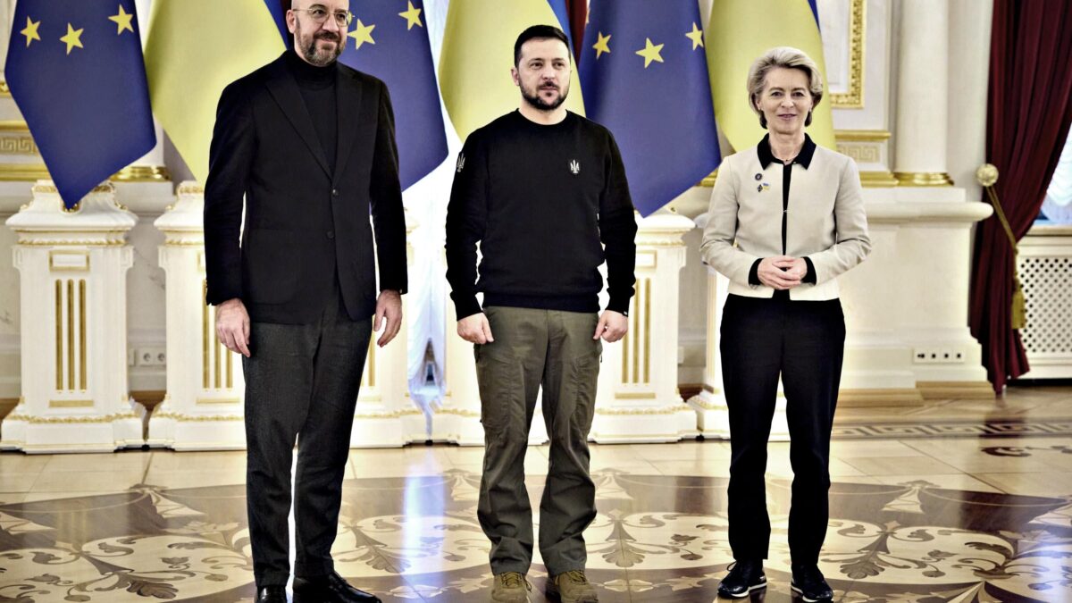 Lunga scia di purghe nel governo di Kiev: i corrotti sono decine