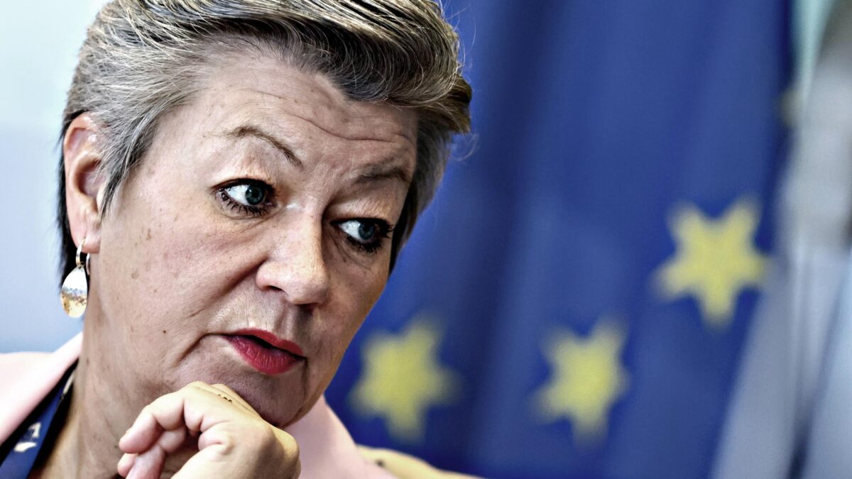 Otto Paesi pungolano Bruxelles: «Il diritto d’asilo va modificato»
