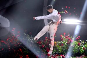 Sanremo 2023, Blanco rovina la prima serata