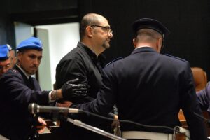 Cari dem, ecco il volto feroce degli anarchici