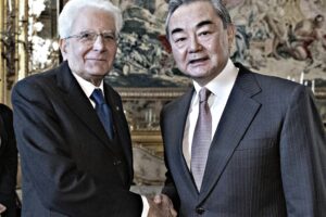 Wang a Roma spinge su affari e commerci ma la Via della seta resta tuttora un tabù