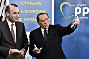 Weber entra a gamba tesa sul Cav. Il Ppe cancella il summit di Napoli
