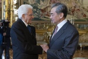 L’inchino del Colle fa felice il Dragone, ma non il governo