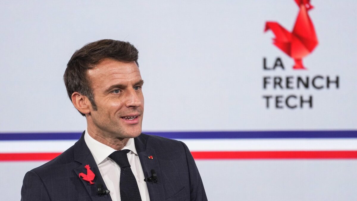 Parigi riporta a casa la polvere da sparo. E con Berlino aspetta che bussi Bruxelles