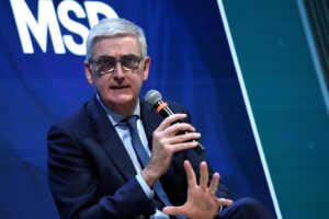 «Bisogna ricalcolare i rischi e i benefici dei vaccini». Parola degli esperti Iss
