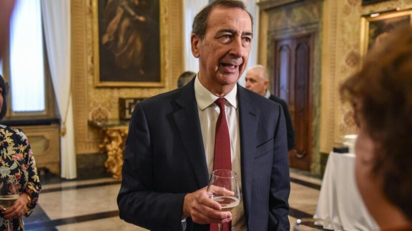Sala pensa alle file no gender ai seggi e bussa al governo per sanare i buchi