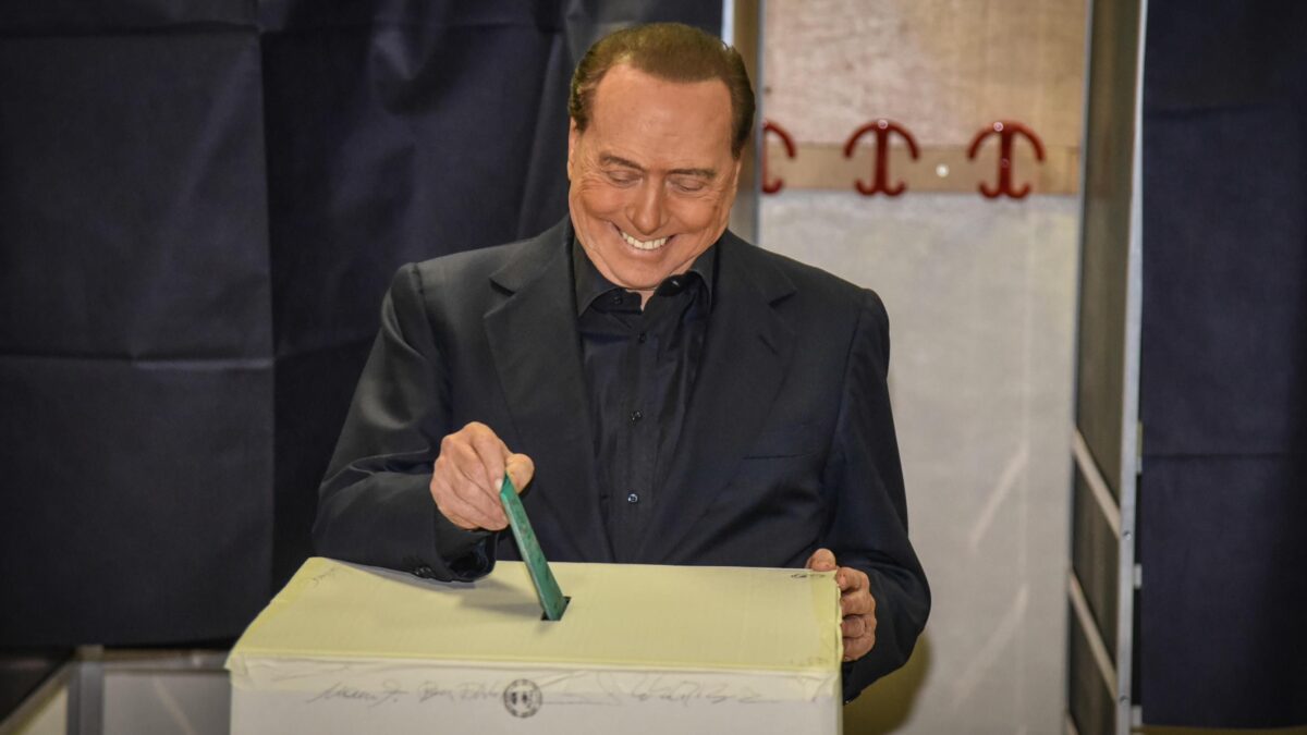 Berlusconi: «Zelensky attaccò il Donbass Io non ci avrei parlato»