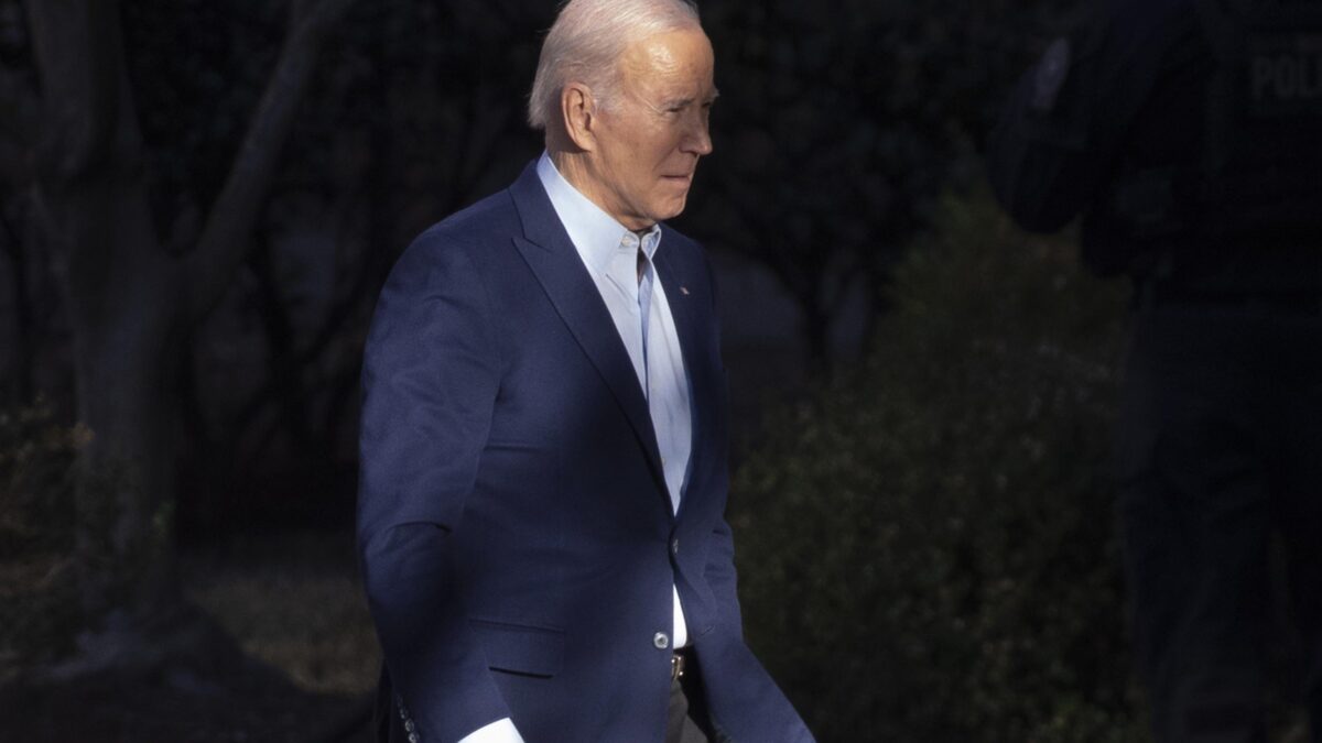 L’Ohio lasciato solo dopo il disastro rischia di far deragliare Biden