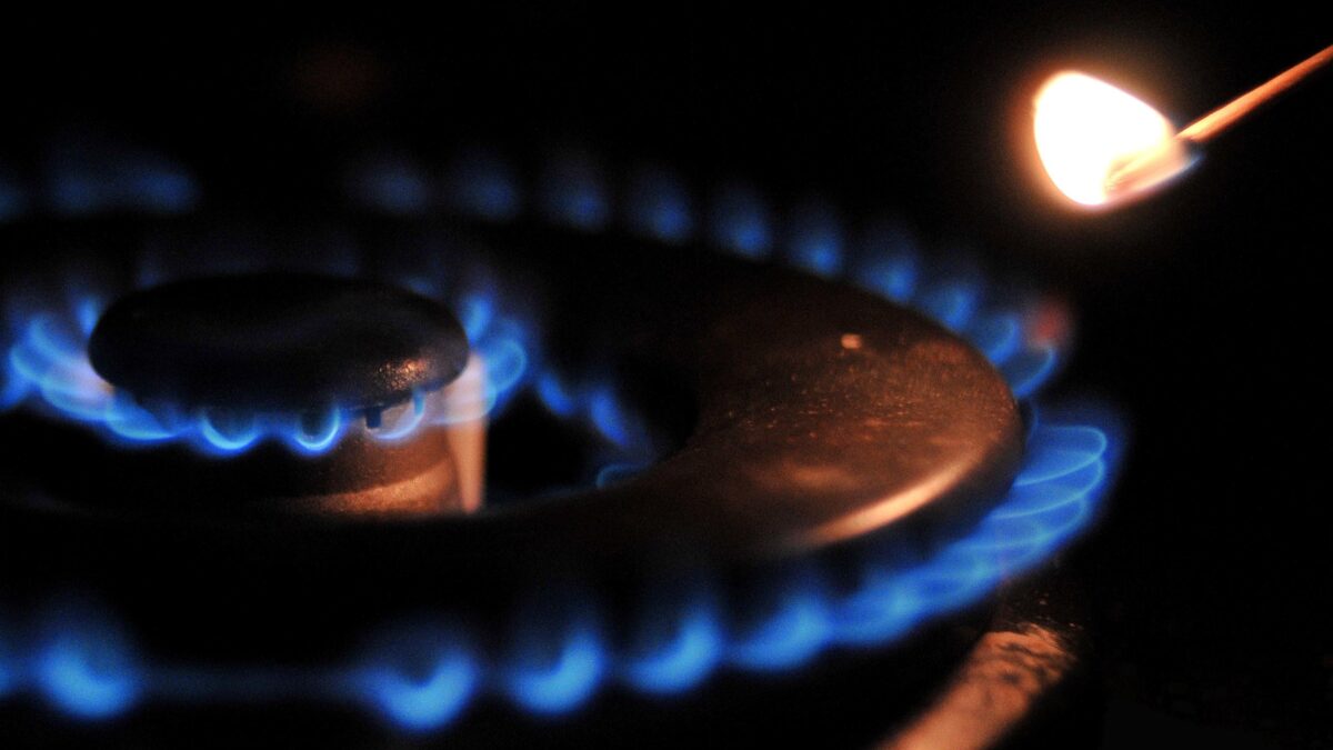 Scende il prezzo del gas sale quello della tassa CO2 così l’energia rimane cara