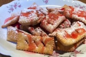 Cuciniamo insieme: le frappe di carnevale