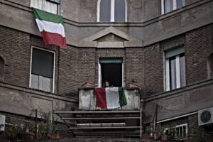 Tre anni fa Conte ci rinchiuse in casa tentando di coprire la sua incapacità