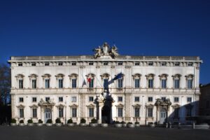 Toga inchioda la Consulta sui vaccini: «Tradito lo spirito dei costituenti»