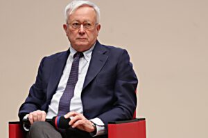 «La finanza senza regole e controlli può destabilizzare il futuro degli Usa»