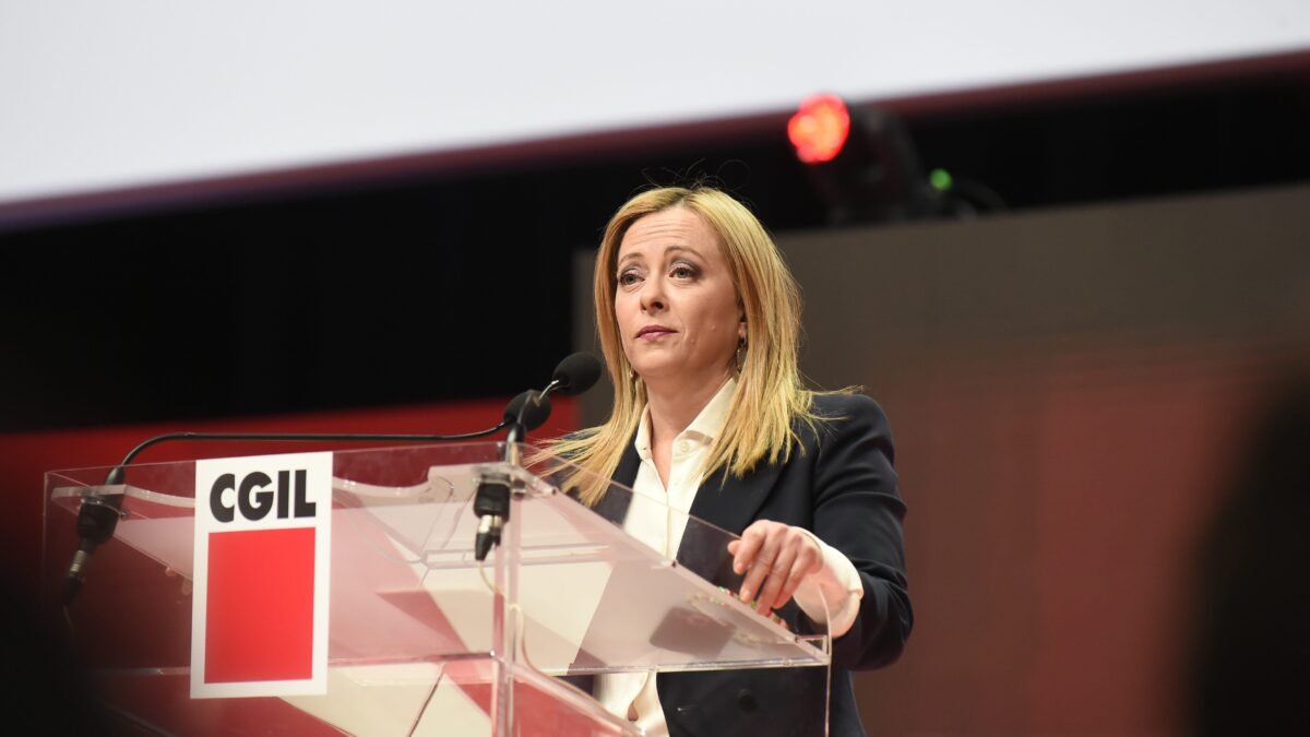 La Meloni non teme di sfidare la Cgil: «La ricchezza la creano le aziende»