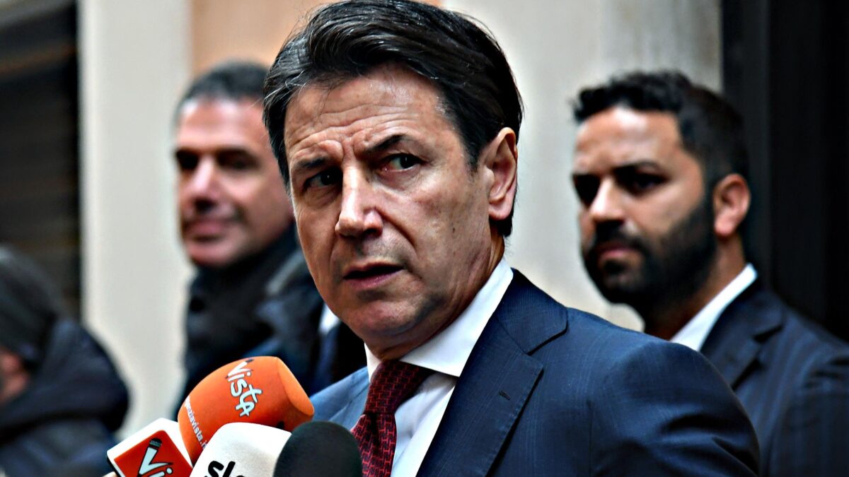 Banda Covid: indagati Conte e Speranza