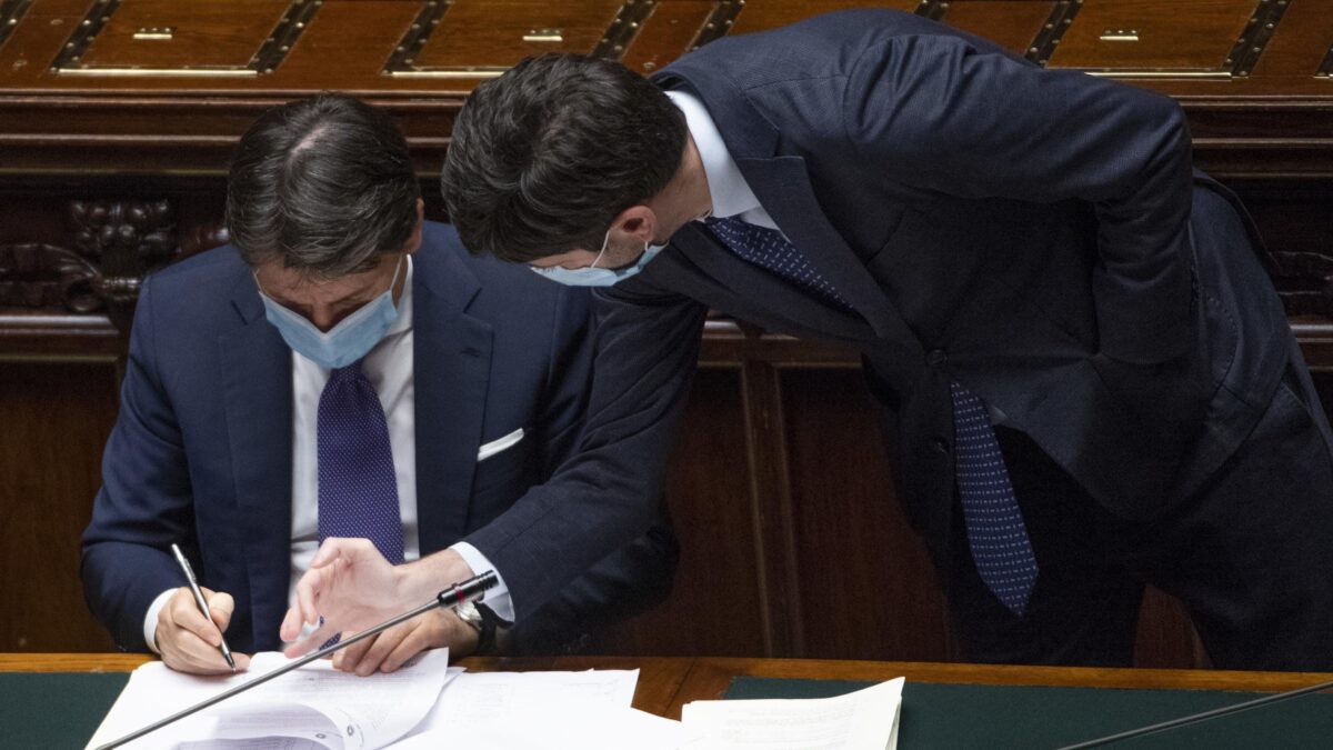 La Procura si concentra sulle mancate chiusure: «La zona rossa avrebbe evitato 4.000 morti»