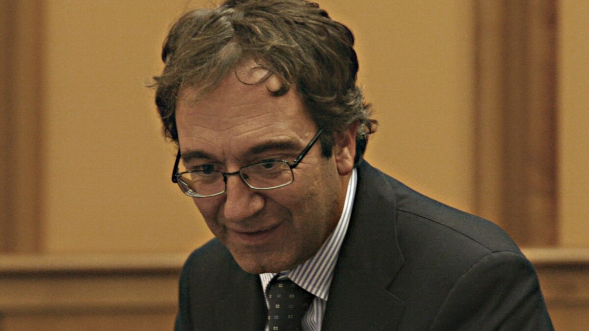 Giallo al Senato: il dem Astorre si butta dalla finestra