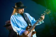 Addio a Gary Rossington, i Lynyrd Skynyrd perdono l’ultimo fondatore