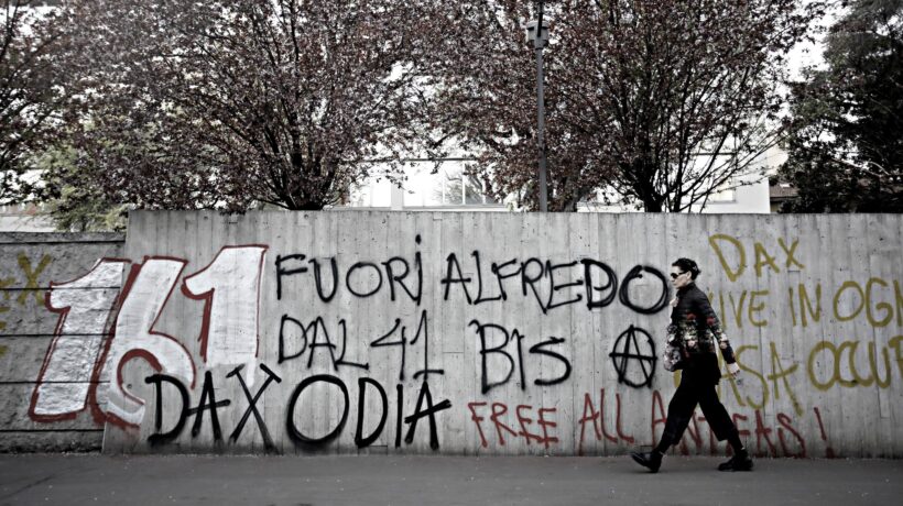 Anarchici e antifascisti: licenza di devastare