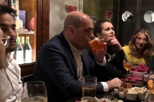 Nei giorni dell’aperitivo di Zingaretti Bersani diceva: virus come l’atomica