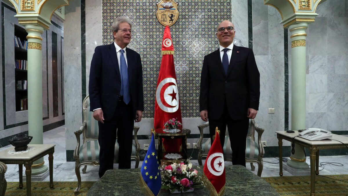 Gentiloni va a Tunisi, ma ha poco da offrire