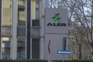 Le case di Milano spartite tra rom e africani