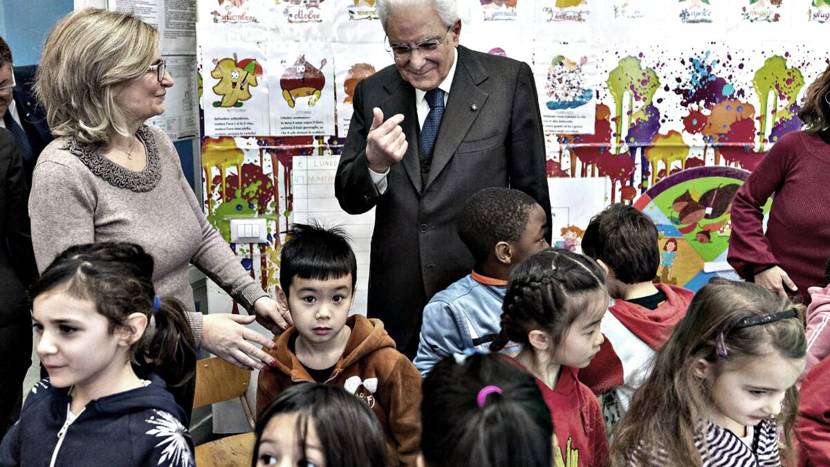 Ma se i bimbi cantano per Mattarella al «Corsera» fanno ooh