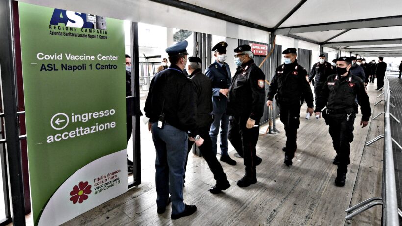 La denuncia di un sindacato di polizia: «Diecimila malati dopo il vaccino»