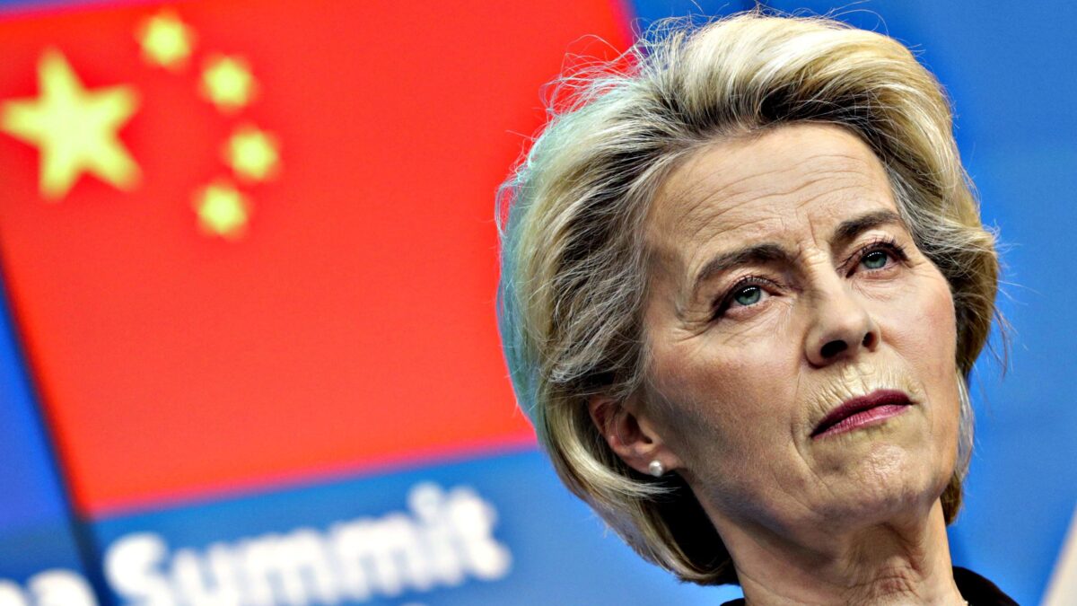 Von der Leyen pronta a piegarsi a Pechino