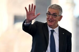 Brusaferro obbediva a Speranza: forse deve andarsene