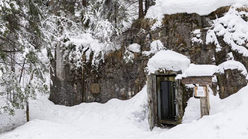 Lo sbarramento di Ugovizza, già parte del Vallo alpino del Littorio (foto Lorenzo Zoppolato)