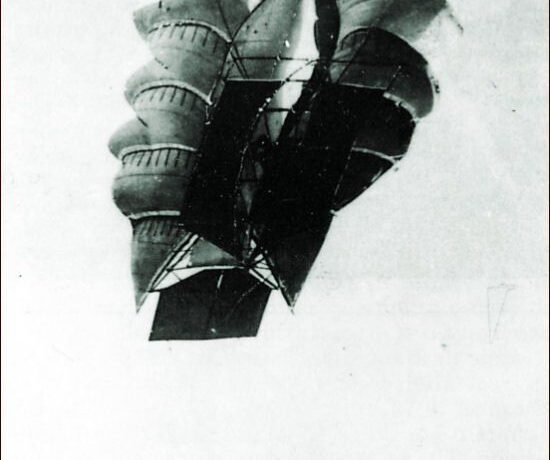 L' aerostave di Achille Bertelli in volo nel 1905