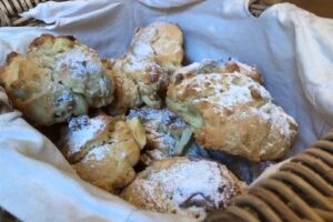 Cuciniamo insieme: i biscotti di Biancaneve