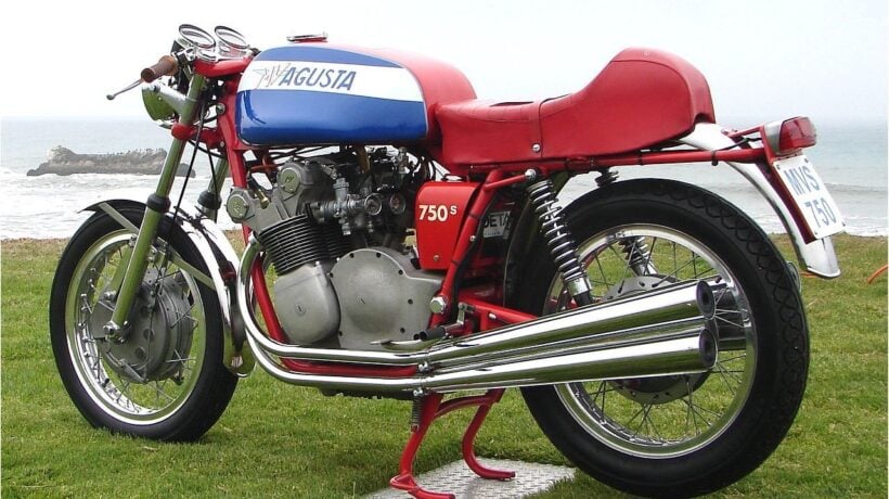 Una delle prime maximoto: MV Agusta 750 Sport