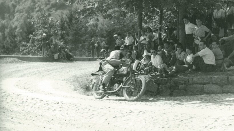 MV 98 durante una competizione nel 1946